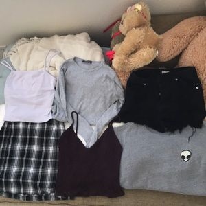 6 piece Brandy Melville Bundle make Offers